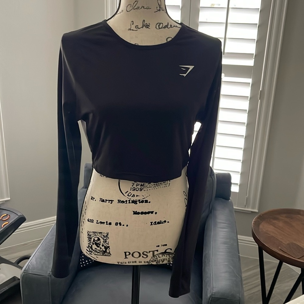 Gymshark Cropped Long Sleeve Top, Black - Medium